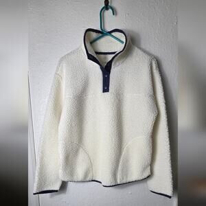 St. John's Bay white and blue Fleece Pullover